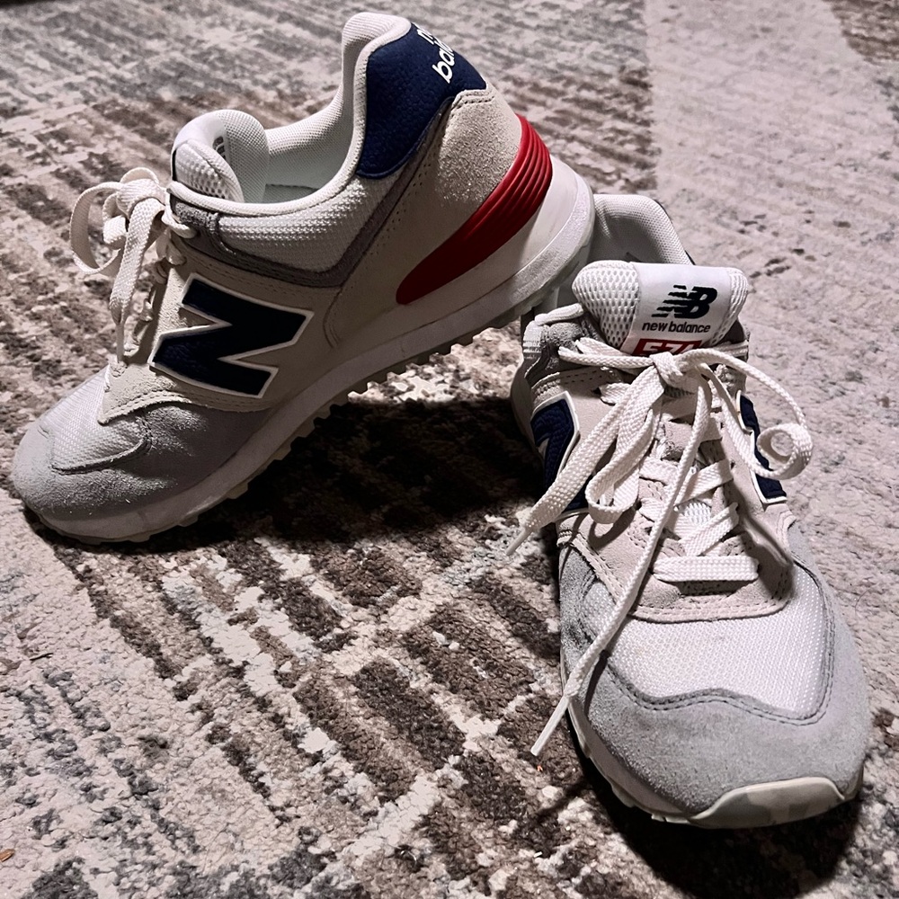 New balance shoes